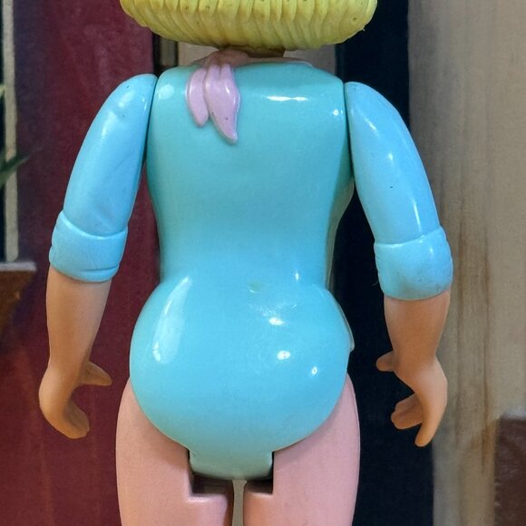 Fisher-Price Vintage 1990's Loving Family Mom Mother Action Figure Doll 5.5" - Picture 7 of 8